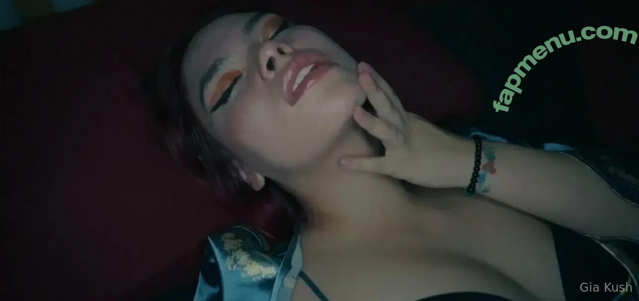 giakush nude photo #0018 (giakush4life)