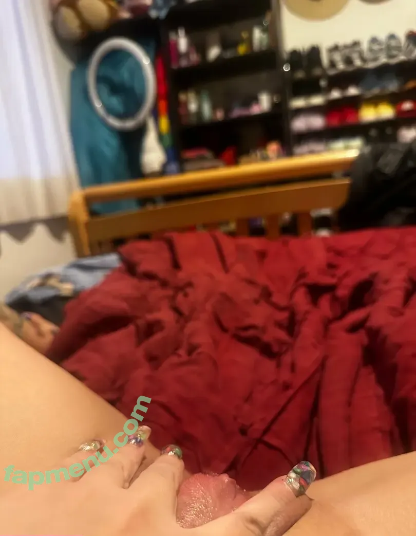 giakush nude photo #0024 (giakush4life)