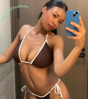 giamchildress / SpoiledGiaMarie / classactvixen nude photo #0001