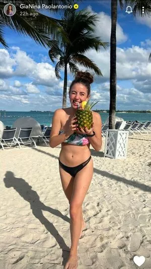 Gianina Paolantonio / gianina nude photo #0051