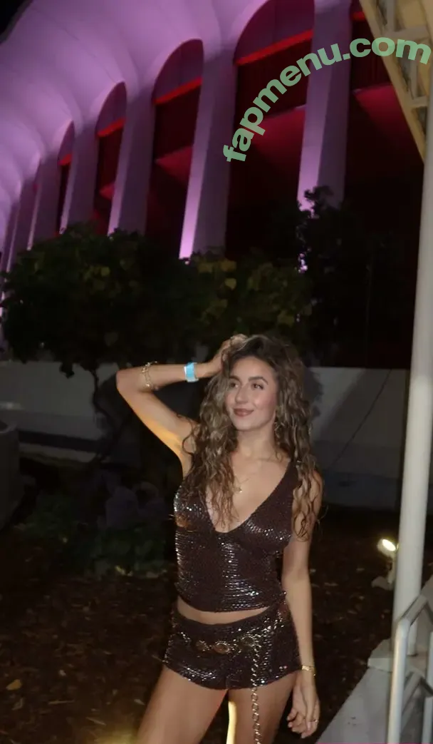 Gianina Paolantonio nude photo #0740 (gianina)