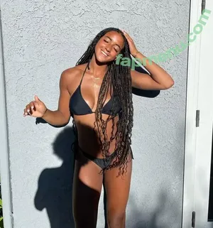 Gianna Bullock / giannaabullock nude photo #0019