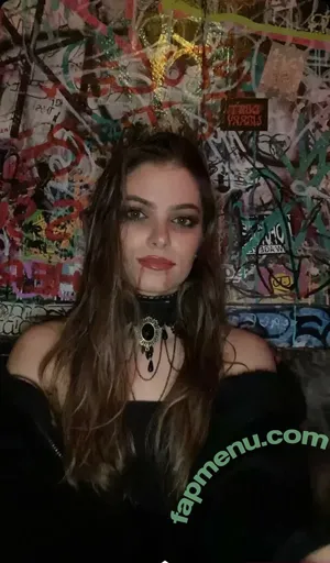 Gianna Christine / giannachristiine nude photo #0023