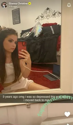 Gianna Christine / giannachristiine nude photo #0082