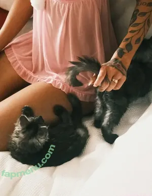 Gianna Evelyn / Giannaevelyn nude photo #0162