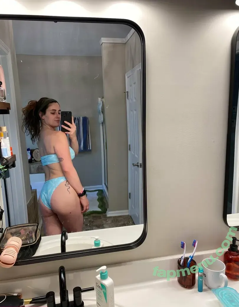 giannathorn nude photo #0002 (giannathorn)