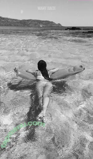 Giannina Parilla / gianninaprl / issy_yy nude photo #0074