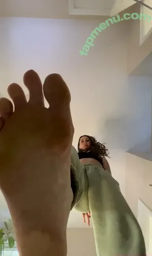 giantess_kendrik / giantesskendrik nude photo #0002