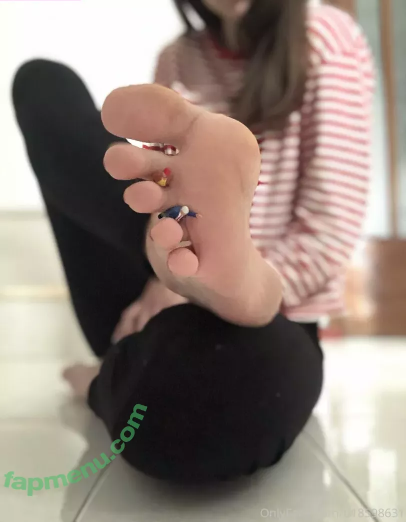 giantesselixs nude photo #0004 (giantesselixs)