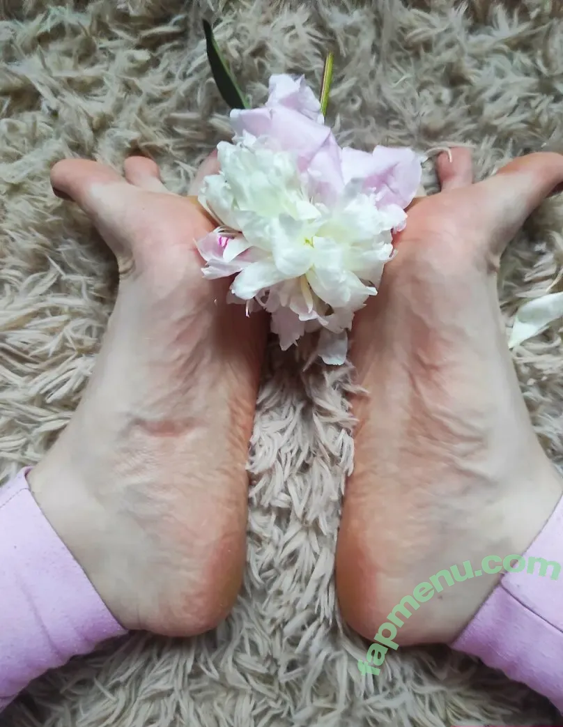 giantstepgoddess nude photo #0024 (giantstepgoddess)