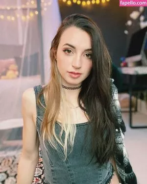 Gibi Asmr / GibiOfficial nude photo #1024