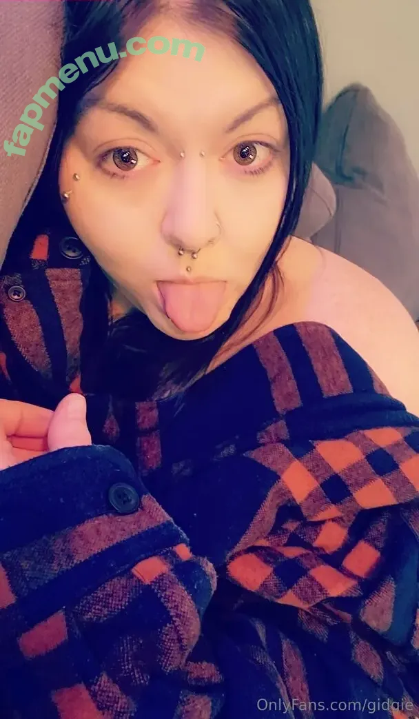 gidgie nude photo #0025 (gidgiebass)