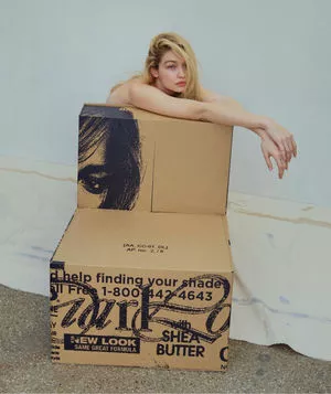 Gigi Hadid / GiGiHadid / aaliyahhadid / officialgigihadid nude photo #0069