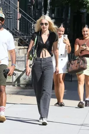 Gigi Hadid / GiGiHadid / aaliyahhadid / officialgigihadid nude photo #0153