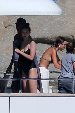 Gigi Hadid / GiGiHadid / aaliyahhadid nude photo #0814