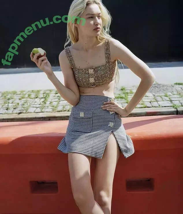 Gigi Hadid nude photo #0140 (GiGiHadid / aaliyahhadid / officialgigihadid)