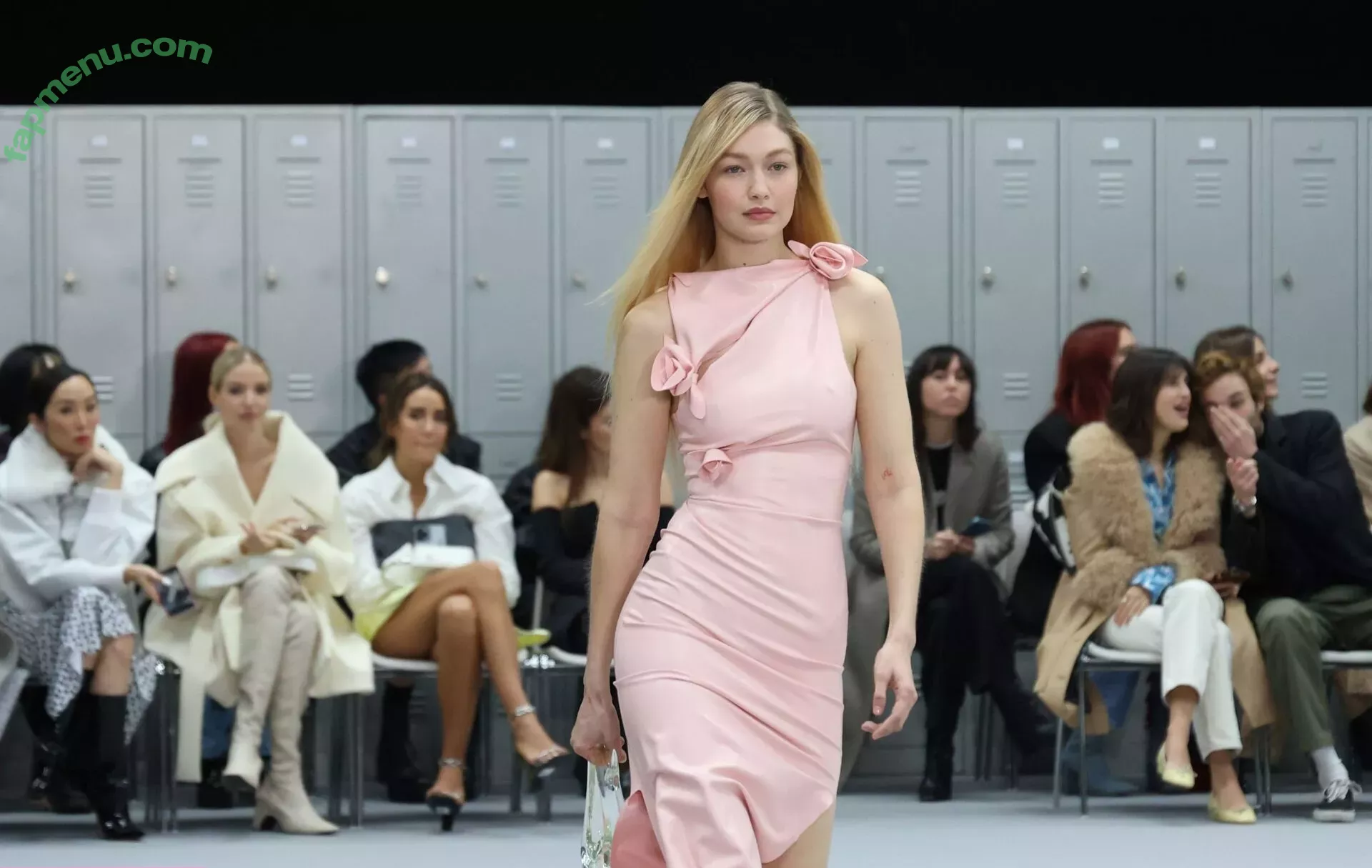 Gigi Hadid nude photo #0166 (GiGiHadid / aaliyahhadid / officialgigihadid)