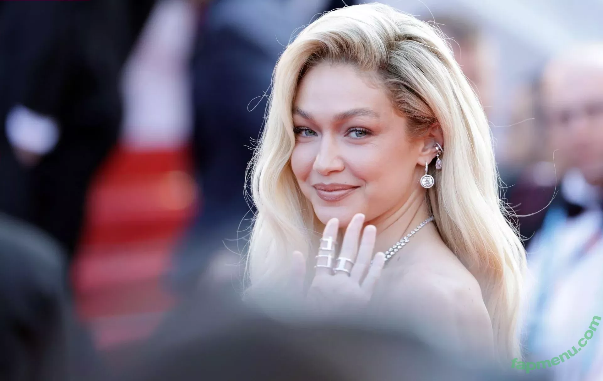 Gigi Hadid nude photo #0302 (GiGiHadid / aaliyahhadid)