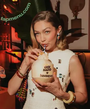 Gigi Hadid / GiGiHadid / aaliyahhadid nude photo #1069