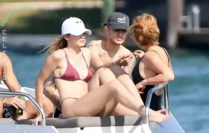 Gigi Hadid / GiGiHadid / aaliyahhadid nude photo #1124