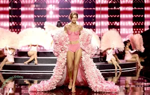 Gigi Hadid / GiGiHadid / aaliyahhadid nude photo #1196