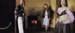 Gigi Hadid / GiGiHadid / aaliyahhadid / officialgigihadid nude photo #1251