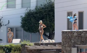 Gigi Hadid / GiGiHadid / aaliyahhadid / officialgigihadid nude photo #1296