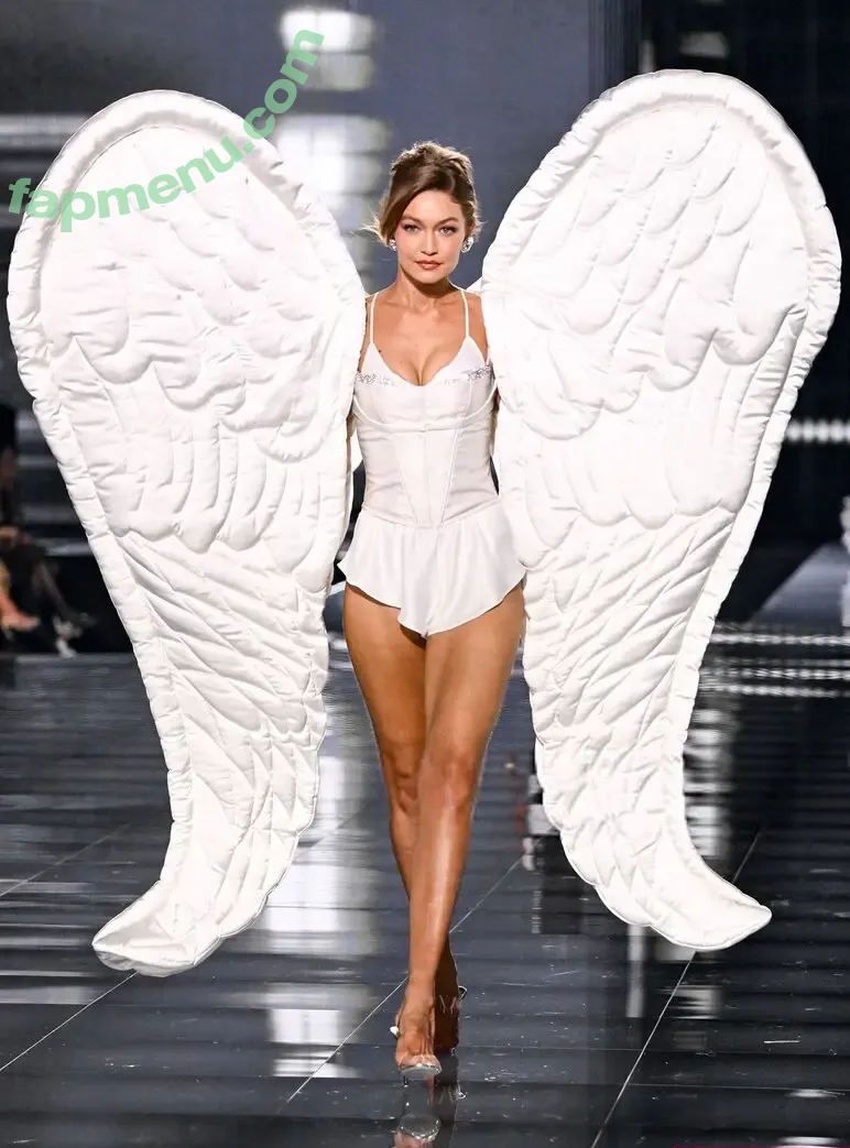 Gigi Hadid nude photo #1145 (GiGiHadid / aaliyahhadid)