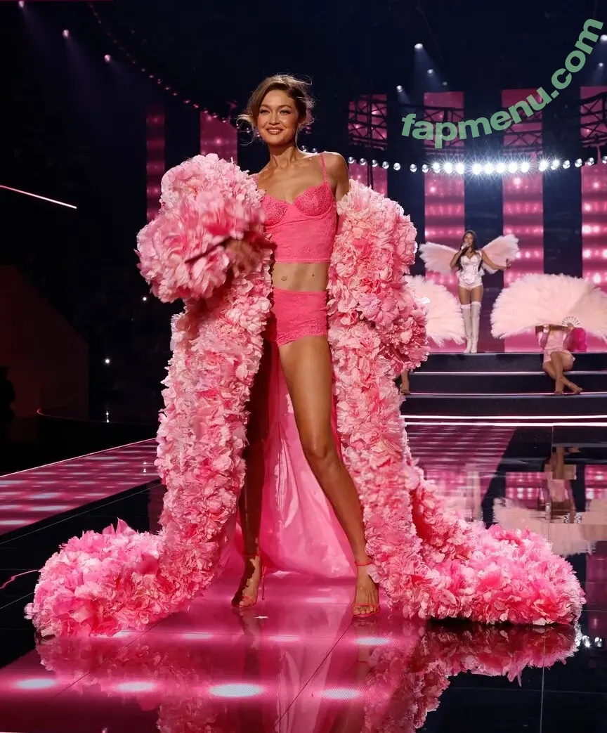 Gigi Hadid nude photo #1189 (GiGiHadid / aaliyahhadid)