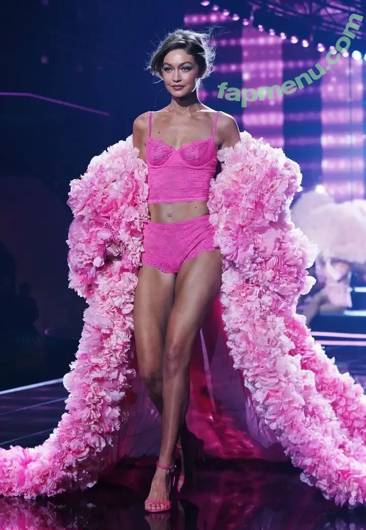 Gigi Hadid nude photo #1213 (GiGiHadid / aaliyahhadid)