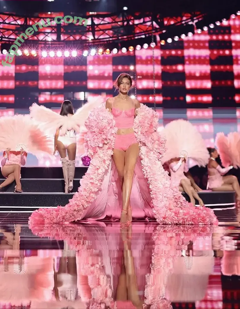 Gigi Hadid nude photo #1236 (GiGiHadid / aaliyahhadid)