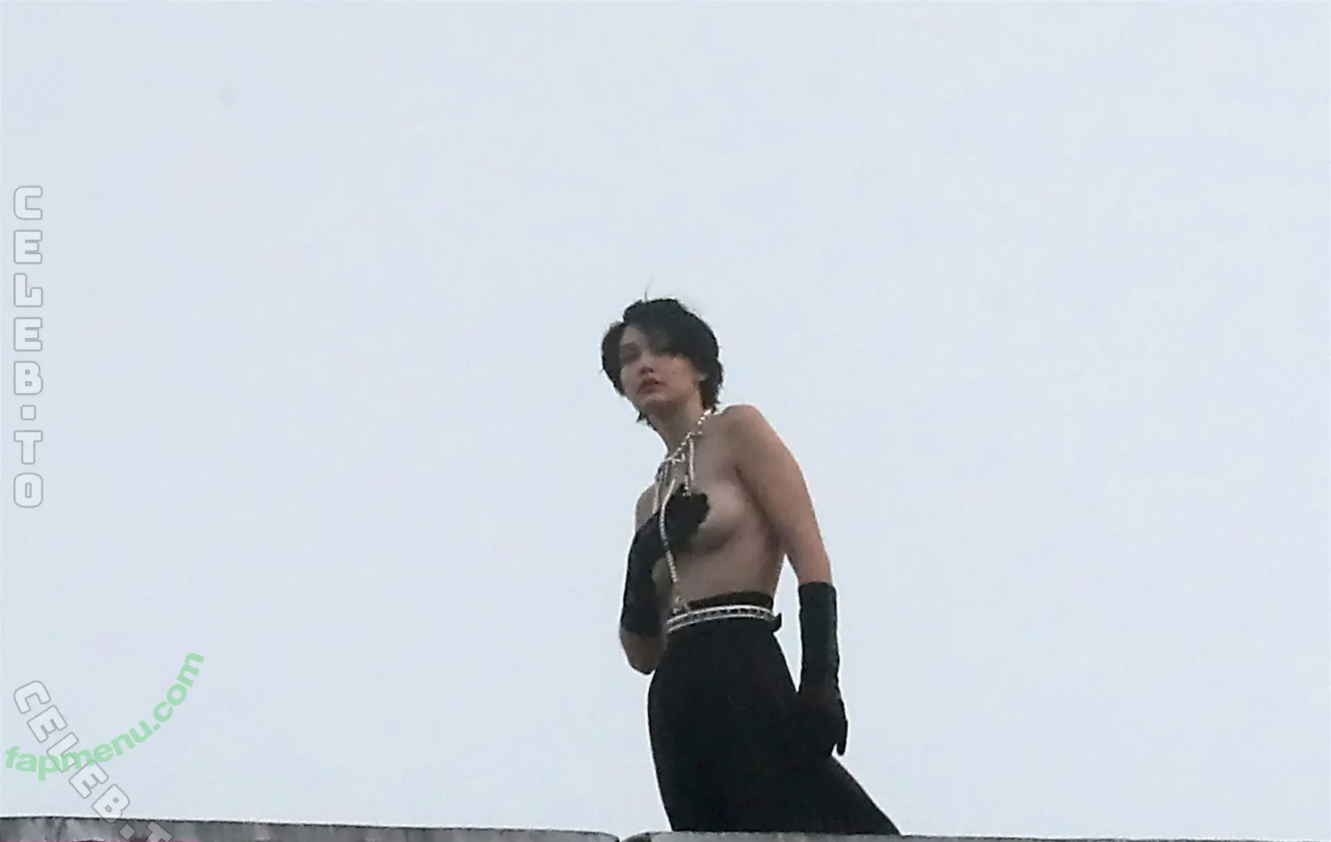 Gigi Hadid nude photo #1288 (GiGiHadid / aaliyahhadid / officialgigihadid)