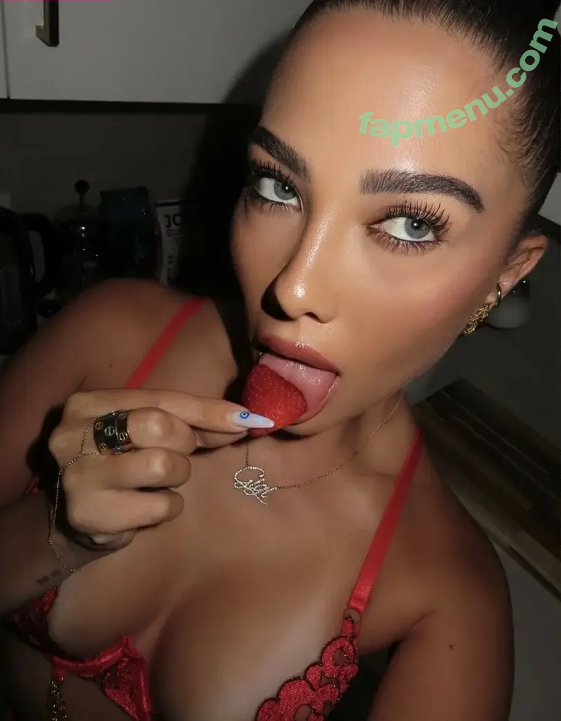 Gigi Papasavvas nude photo #0018 (gigipapasavvas / gigipapasavvass)