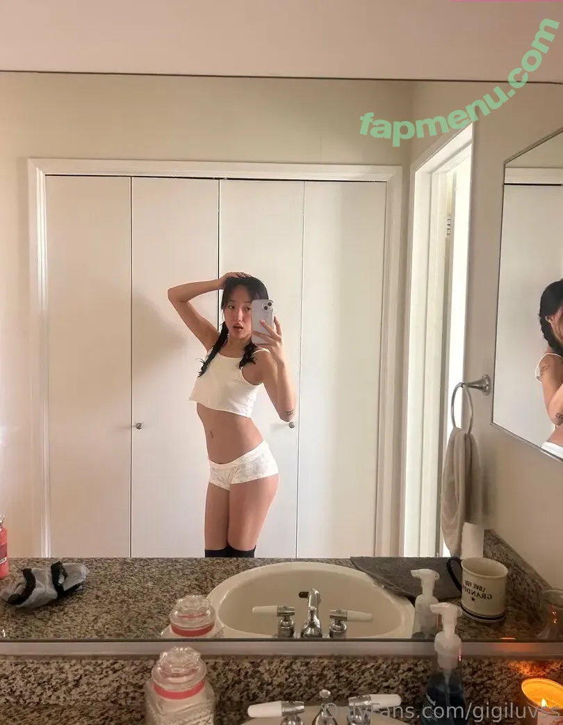 gigiluvss nude photo #0001 (gigiluvss)