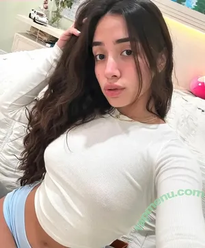  nude photo #0004