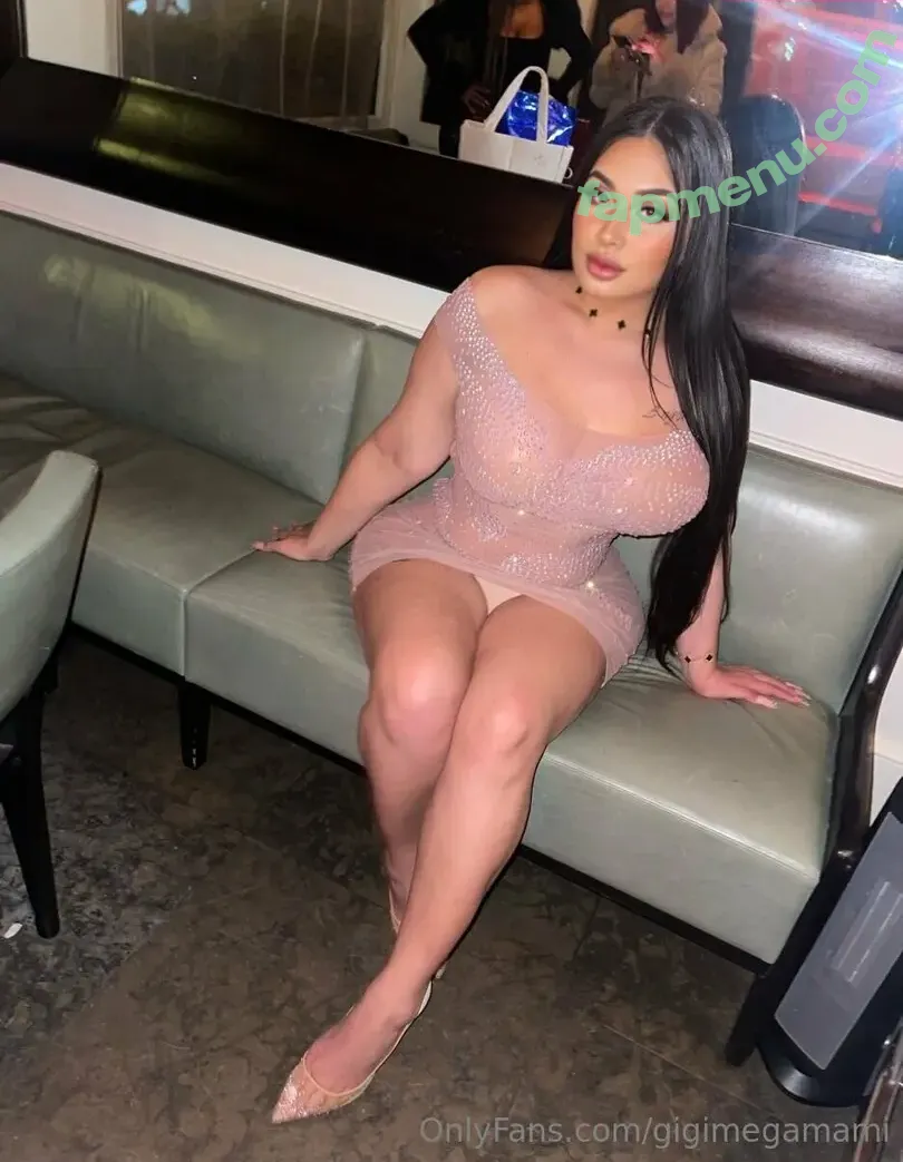 gigimegamami nude photo #0001 (gigimamiii)