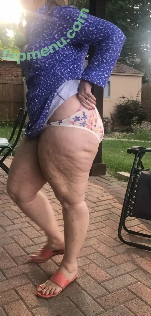 Gilfpawglife nude photo #0016 (Svyato_28 / pawgxlife)