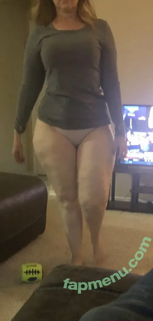 Gilfpawglife nude photo #0089 (Svyato_28 / pawgxlife)