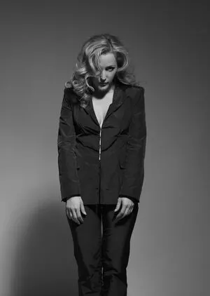 Gillian Anderson / GillianA nude photo #0325