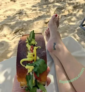 Gillian Anderson / gilliana nude photo #0808