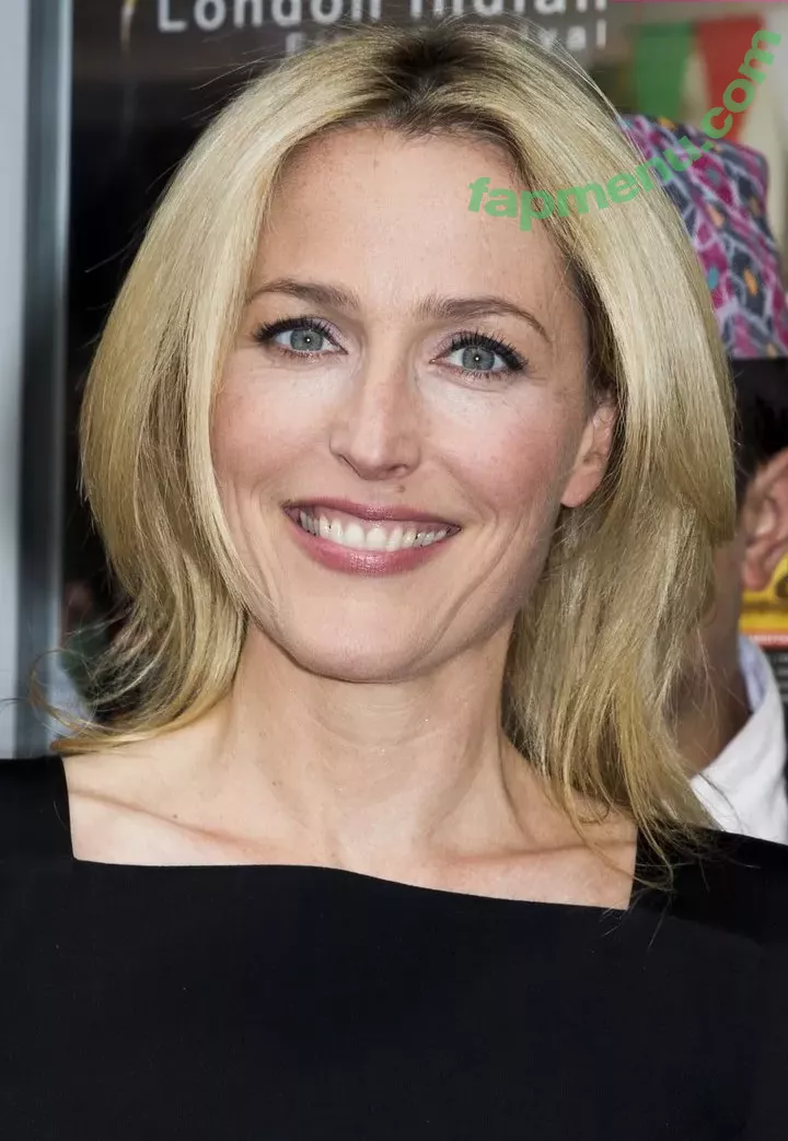 Gillian Anderson nude photo #0100 (gilliana)