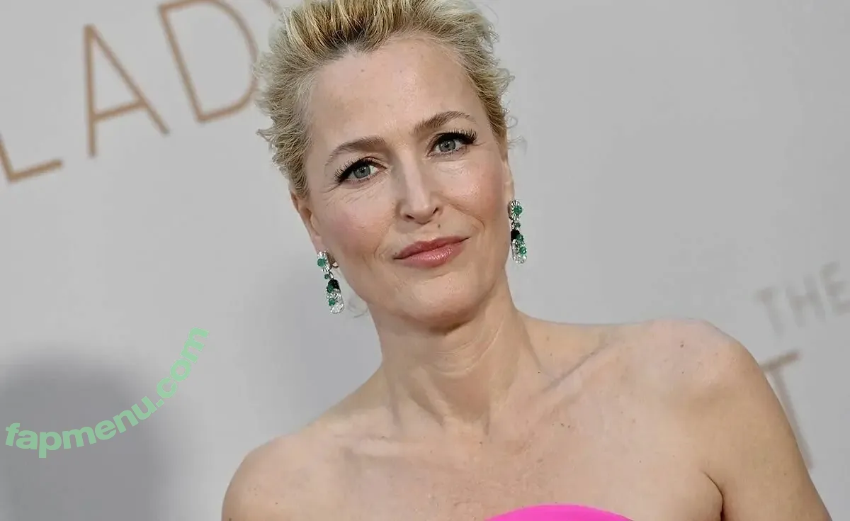 Gillian Anderson nude photo #0617 (GillianA)