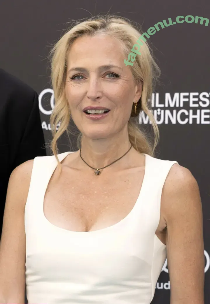 Gillian Anderson nude photo #0687 (gilliana)