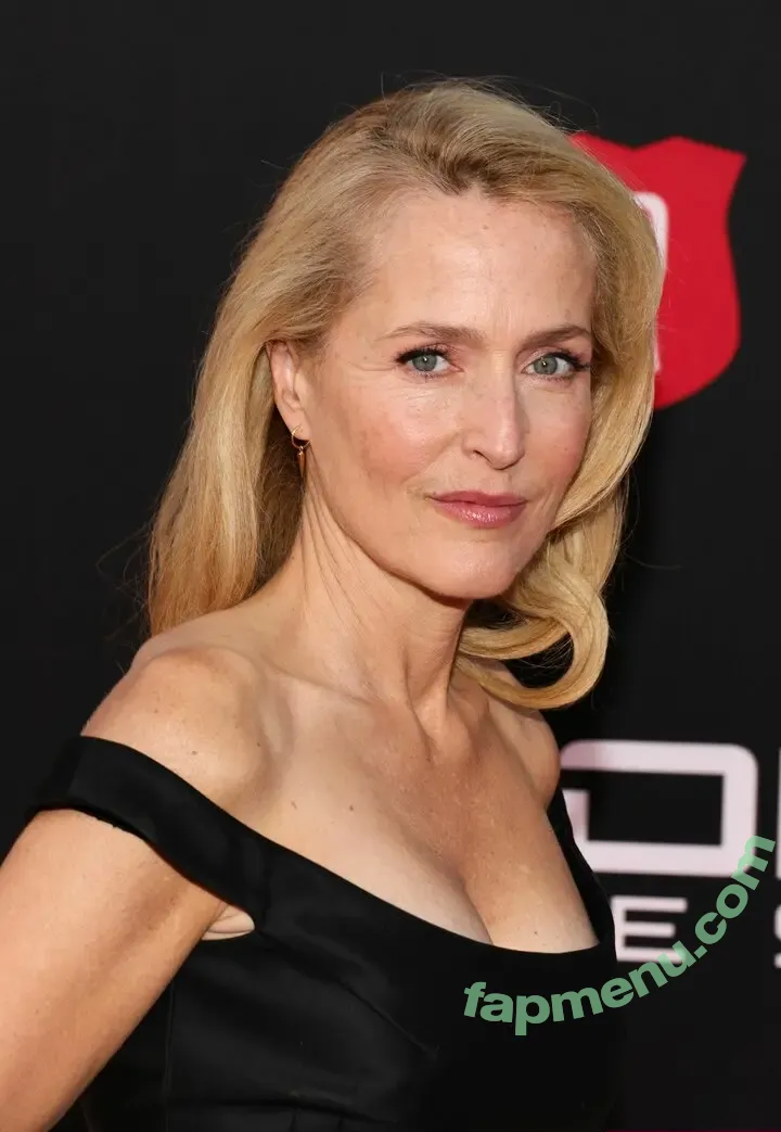 Gillian Anderson nude photo #0761 (GillianA)