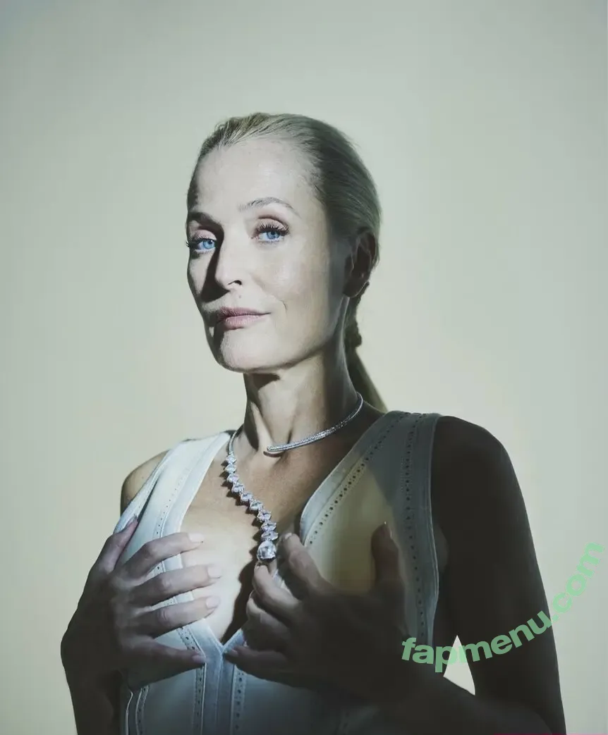 Gillian Anderson nude photo #0787 (GillianA)