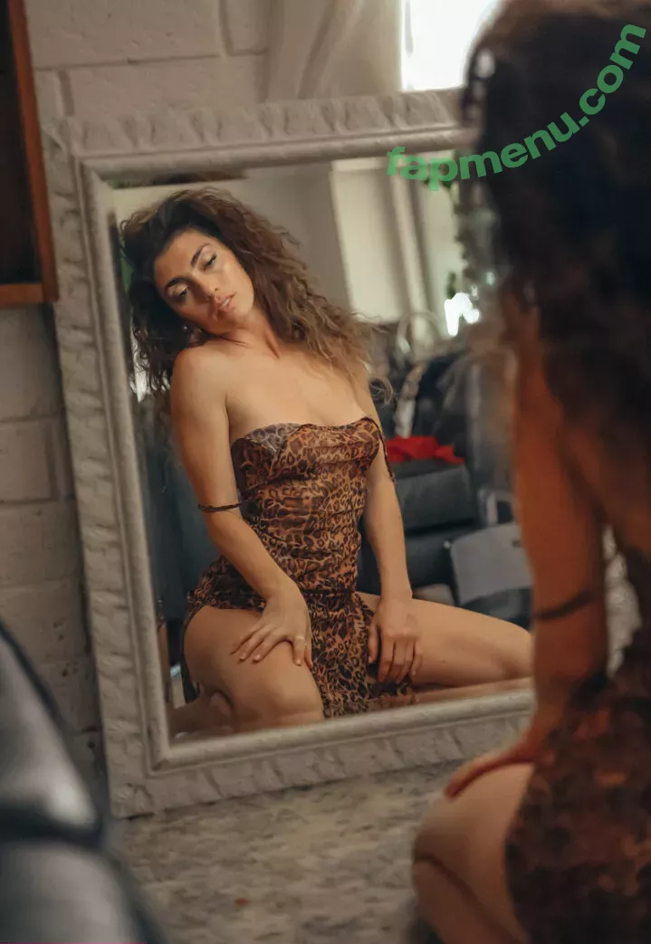 Gillian Barnes nude photo #0120 (gillianbarnes / missgillianbarnes / msgillianbarnes)