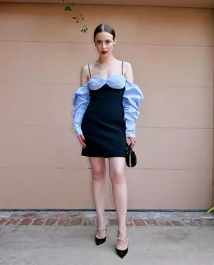 Gillian Jacobs / gillianjacobsofficial nude photo #0010