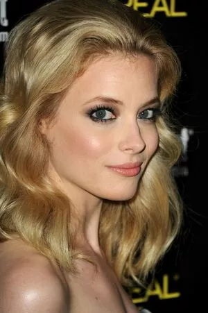 Gillian Jacobs / gillianjacobsofficial nude photo #0075