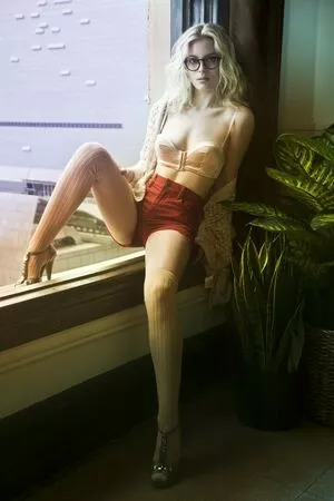 Gillian Jacobs / gillianjacobsofficial nude photo #0078