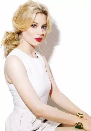 Gillian Jacobs / gillianjacobsofficial nude photo #0093